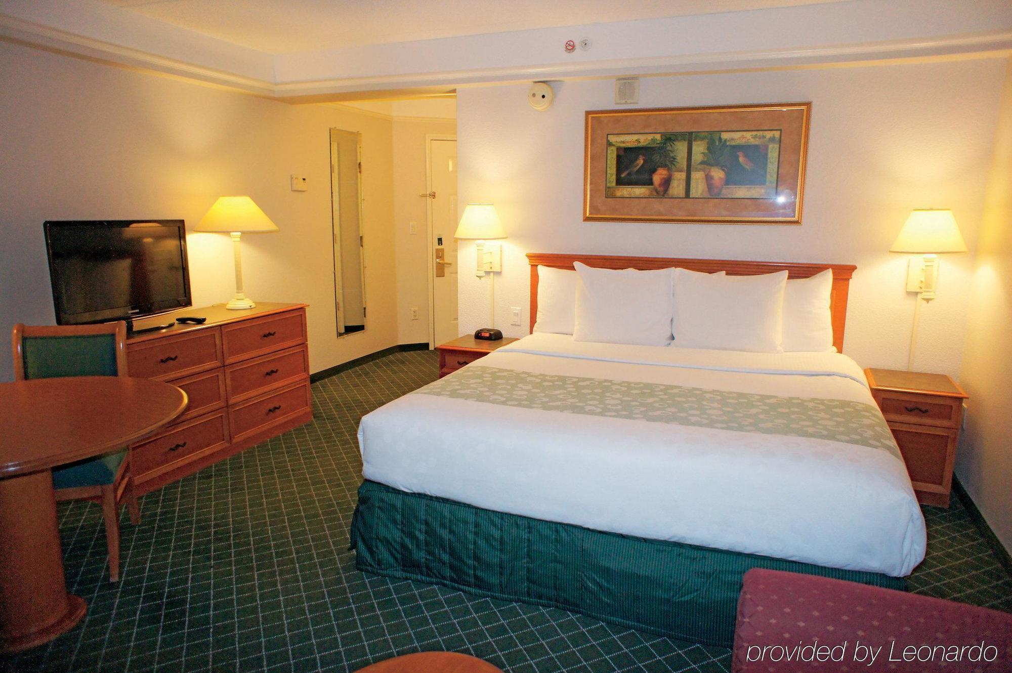 La Quinta Inn & Suites By Wyndham Ontario Airport Exterior foto