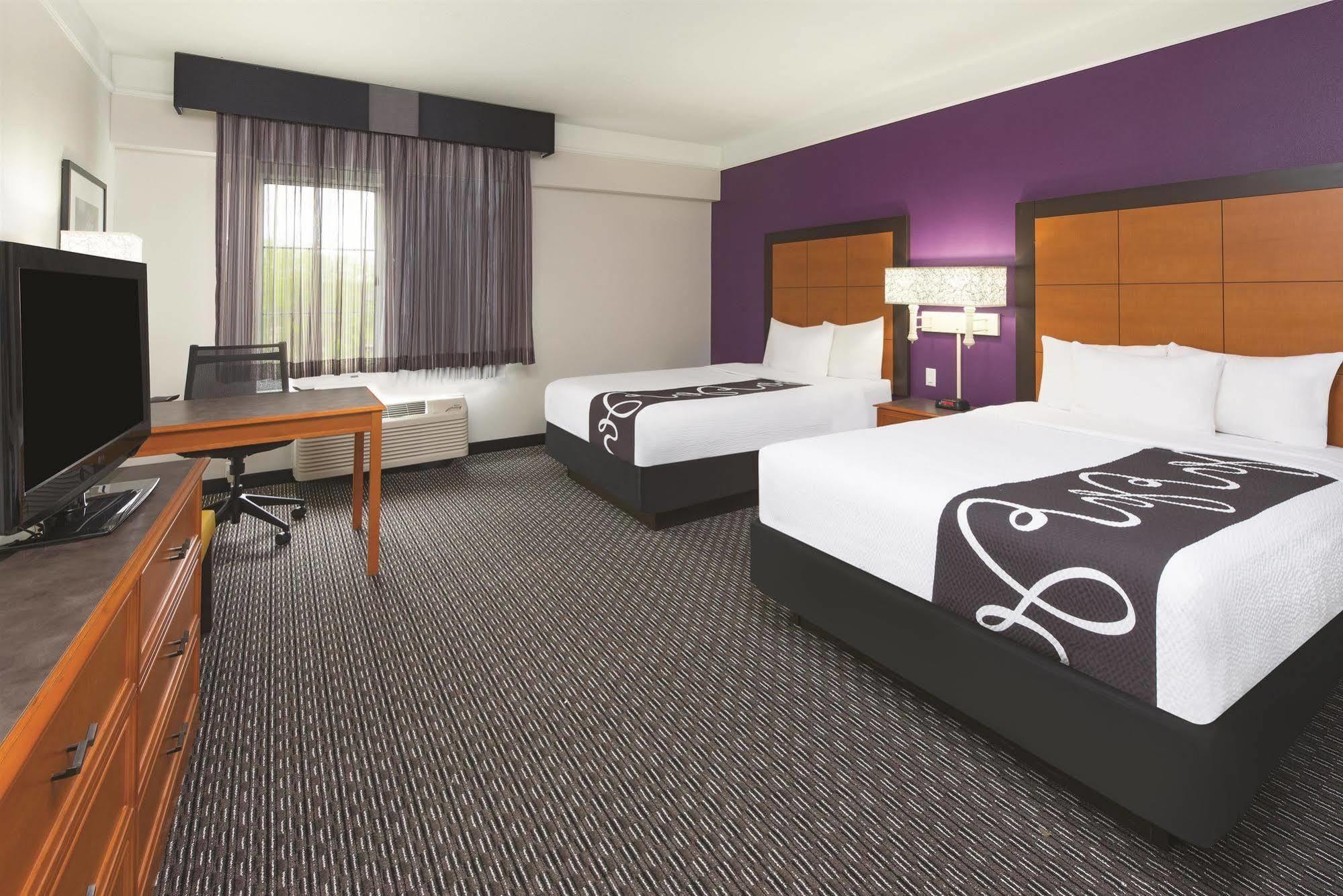 La Quinta Inn & Suites By Wyndham Ontario Airport Exterior foto