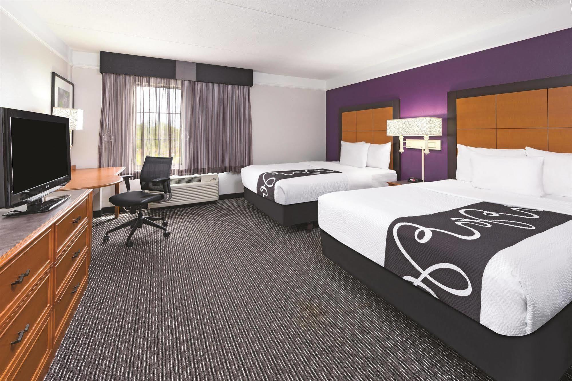 La Quinta Inn & Suites By Wyndham Ontario Airport Exterior foto